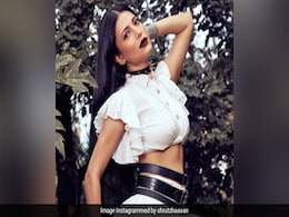 Celebrate Festivities With Shruti Haasan Lockdown-Style Celebrate Festivities With Shruti Haasan Lockdown-Style