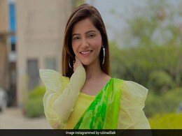 रुबिना दिलैक के साड़ी लुक ने जीता फैन्स का दिल, खूब वायरल हो रही हैं Photos रुबिना दिलैक के साड़ी लुक ने जीता फैन्स का दिल, खूब वायरल हो रही हैं Photos