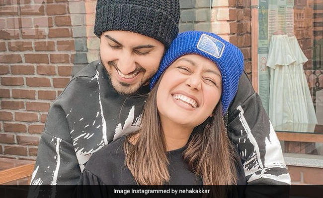 Neha Kakkar And Rohanpreet Singh Are Celebrating 6 Months Of Being Married. See Pics
