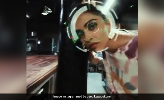 Deepika Padukone's Video Gets An "Out Of This World" Twist. Cool, No?