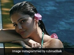 रुबीना दिलैक पूल में यूं चिल करती आईं नजर, Photos हुईं वायरल