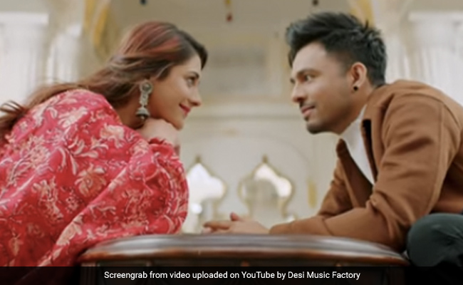 Oh Sanam: टोनी कक्कड़ और श्रेया घोषाल की सिंगिंग का चला जादू, रोमांटिक Video सॉन्ग ने जीता फैंस का दिल