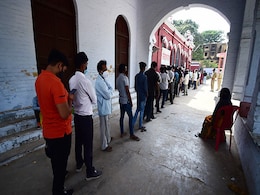 लखनऊ-वाराणसी में लगा नाइट कर्फ्यू, यूपी की राजधानी में कोरोना के सबसे ज्यादा मामले और मौतें दर्ज लखनऊ-वाराणसी में लगा नाइट कर्फ्यू, यूपी की राजधानी में कोरोना के सबसे ज्यादा मामले और मौतें दर्ज