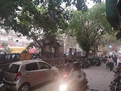दिल्ली में धूल भरी आंधी के बाद बारिश, कई इलाकों में लगा भयंकर जाम