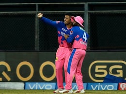 Watch: Riyan Parag's 'Selfie Celebration' With Rahul Tewatia Takes Twitter By Storm Watch: Riyan Parag's 'Selfie Celebration' With Rahul Tewatia Takes Twitter By Storm