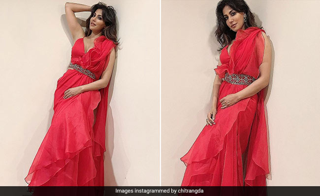 Chitrangda Singh Is A Chic Desi Girl In A Rs 60K Red Organza <i>Saree</i>
