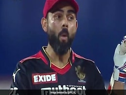 IPL 2021: मैक्सवेल ने जड़ा 100 मीटर लंबा छक्का, स्टेडियम पार गई गेंद, तो कोहली ने बनाया ऐसा चेहरा - देखें Video IPL 2021: मैक्सवेल ने जड़ा 100 मीटर लंबा छक्का, स्टेडियम पार गई गेंद, तो कोहली ने बनाया ऐसा चेहरा - देखें Video