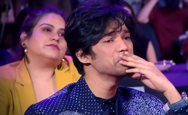 Filmfare Awards 2021: An Emotional Tribute To Irrfan Khan; Babil Couldn't Hold Back Tears