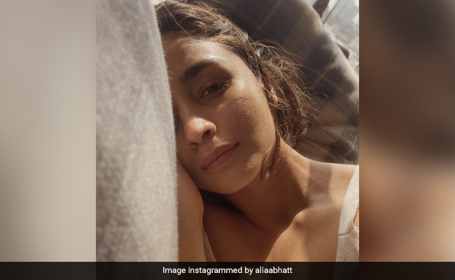 COVID-Positive Alia Bhatt Sums Up Current Mood With These Four Words