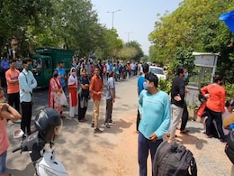 ऑक्सीजन के साथ-साथ कोविड की दवाईयों और ऑक्सीमीटर की भी किल्लत ऑक्सीजन के साथ-साथ कोविड की दवाईयों और ऑक्सीमीटर की भी किल्लत