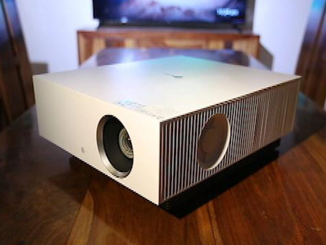 LG HU810P: New Gen Projector Review
