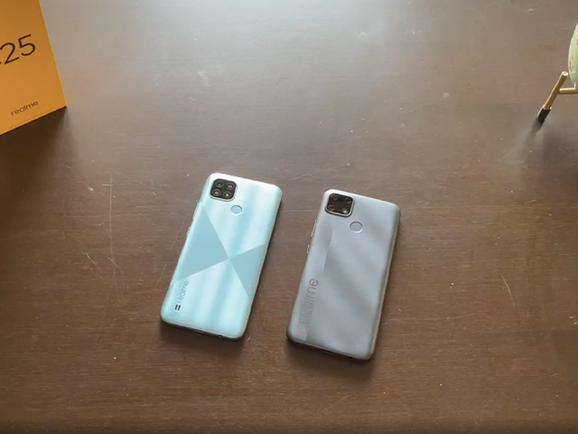 Realme C21 & C25 First Look & Double Unboxing: The New Budget Champs?