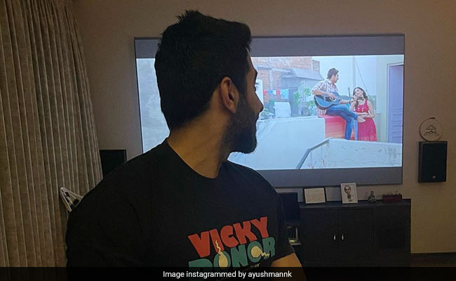 From "Perpetual Butterflies In Stomach" To "Playing Cricket" With Shoojit Sircar, How Ayushmann Khurrana Filmed <i>Vicky Donor</i> From "Perpetual Butterflies In Stomach" To "Playing Cricket" With Shoojit Sircar, How Ayushmann Khurrana Filmed <i>Vicky Donor</i>