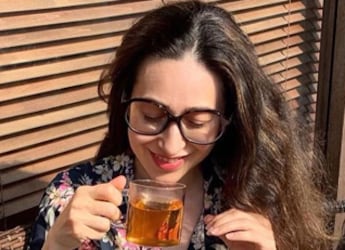 Karisma Kapoor Is Relishing Rasgullas, Calls It 'Simple Pleasures' Karisma Kapoor Is Relishing Rasgullas, Calls It 'Simple Pleasures'