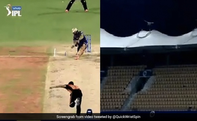 SRH vs KKR: भुवनेश्वर कुमार की 'खतरनाक' गेंद पर कार्तिक ने बैठकर मारा धमाकेदार छक्का, गेंदबाज के उड़े होश..देखें Video