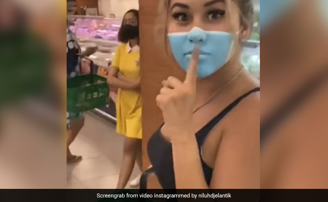 Viral Video: Insta Influencer Slammed For Painting Mask On Face To Enter Bali Store