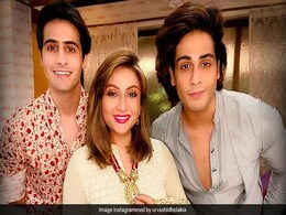 Actress Urvashi Dholakia, 41, Says Her Twin Sons Want Her To "Get Married" Again Actress Urvashi Dholakia, 41, Says Her Twin Sons Want Her To "Get Married" Again