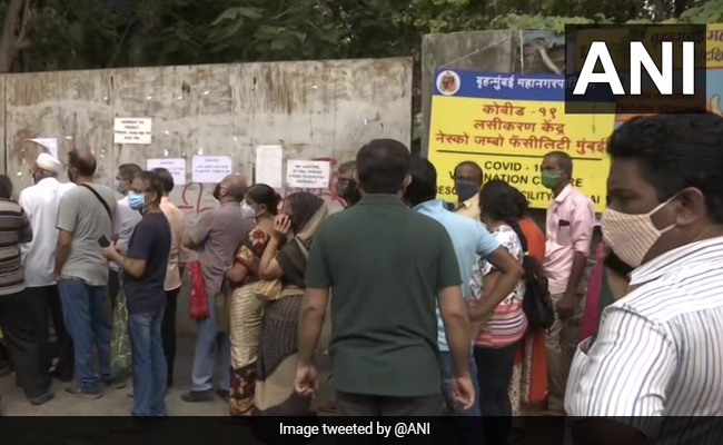 Long Queues In Mumbai For Covid Jabs Amid Virus Surge