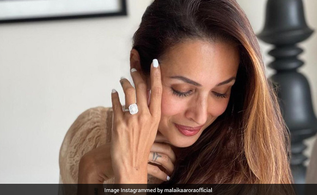 Ahem, Ahem! Malaika Arora Is Busy "Dreaming" Of The Ring In This Pic