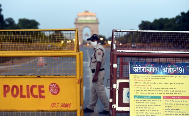 Delhi Lockdown From 10 PM Till Next Monday, Covid Situation "Critical"