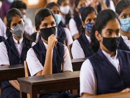 Delhi Parents Divided Over Reopening Of Schools Amid Third Wave Concerns Delhi Parents Divided Over Reopening Of Schools Amid Third Wave Concerns