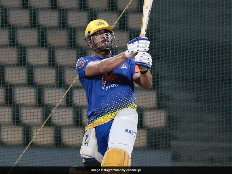 j0f7cnfg_ms-dhoni-csk-nets-instagram_625