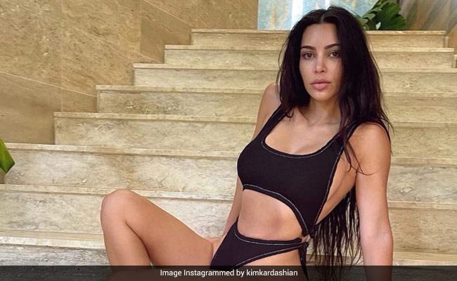 Kim Kardashian Is Back Again With Yet Another Stunning Swimsuit Look