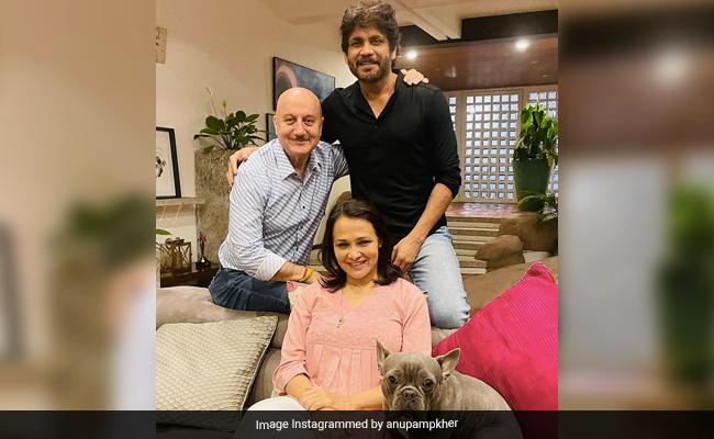Anupam Kher Loves The "Cool Couple" That Nagarjuna And Amala Akkineni Make
