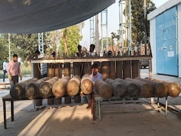 ऑक्सीजन वाले बेड की संख्या बढ़ाने के लिए केंद्र सरकार जंबो कंटेनर आधारित कोविड अस्पताल बनाएगी ऑक्सीजन वाले बेड की संख्या बढ़ाने के लिए केंद्र सरकार जंबो कंटेनर आधारित कोविड अस्पताल बनाएगी