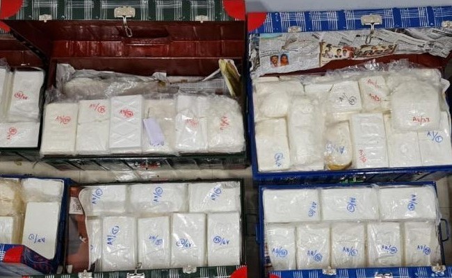 डीआरआई ने पकड़ी 2000 करोड़ रुपये की 303 किलोग्राम कोकीन