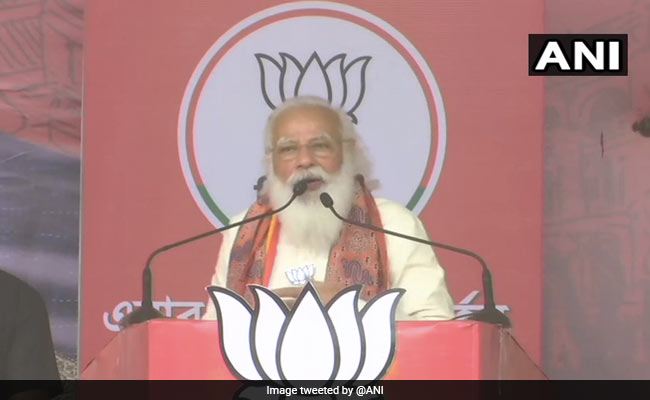 'दीदी ओ दीदी...नंदीग्राम में क्लीन बोल्ड हो गईं', ममता बनर्जी पर PM मोदी का 'क्रिकेट कमेंट्री स्टाइल' में हमला