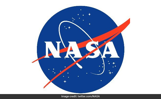 NASA Tells SpaceX to Halt Lunar Lander Work Pending Contract Challenges