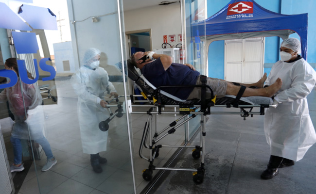 Brazil Regulator Calls For Africa Travel Curbs, Bolsonaro Noncommittal