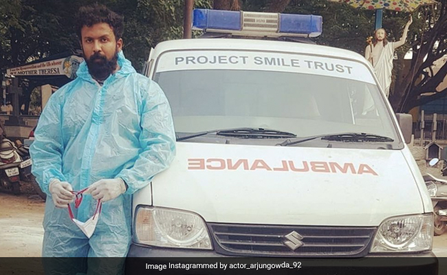 Actor Arjun Gowda Becomes An Ambulance Driver To Help People Amid COVID Spike