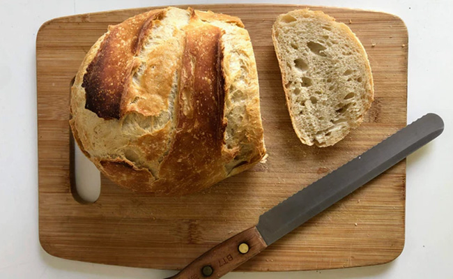 6 Best Bread Knives For Your Kitchen