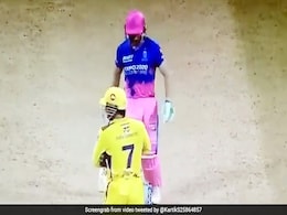 IPL 2021: जोस बटलर ने जड़ा छक्का, तो Dhoni बोले - 'नई बॉल है, घूमेगा', फिर जडेजा ने उड़ा दिए स्टम्प्स - देखें Video IPL 2021: जोस बटलर ने जड़ा छक्का, तो Dhoni बोले - 'नई बॉल है, घूमेगा', फिर जडेजा ने उड़ा दिए स्टम्प्स - देखें Video