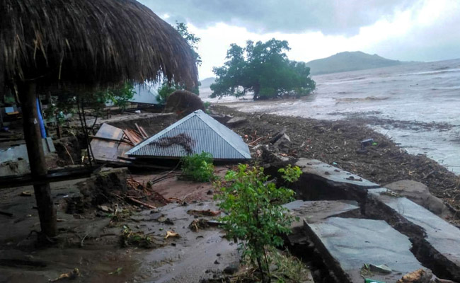 More Than 90 Dead In Indonesia, East Timor Floods; Dozens Missing