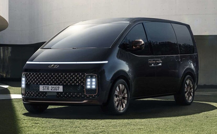Hyundai Staria Minivan Technical Specifications Unveiled