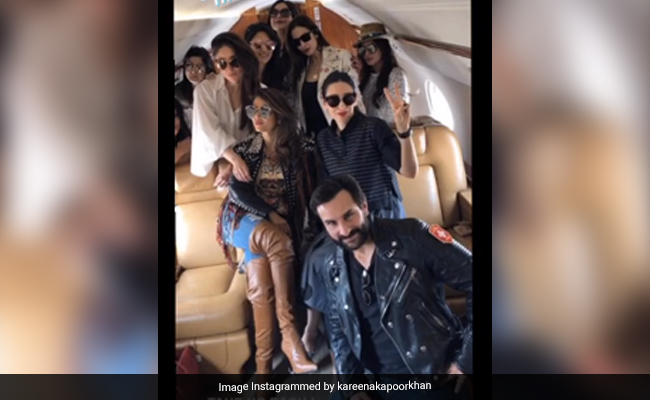 The Gang's All There In Kareena Kapoor's Pre-COVID Pic. Just One Question...