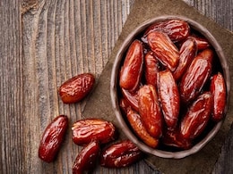 Benefits Of Dates: मानसून के दौरान अपने पाचन और हीमोग्लोबिन लेवल को बढ़ाने के लिए गजब की ट्रीट है खजूर Benefits Of Dates: मानसून के दौरान अपने पाचन और हीमोग्लोबिन लेवल को बढ़ाने के लिए गजब की ट्रीट है खजूर