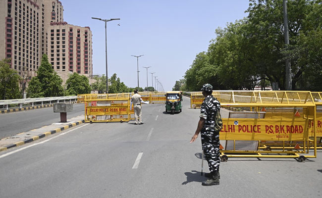 End Weekend Curfew, Odd-Even Rule Of Opening Shops: Delhi BJP Chief To Lieutenant Governor