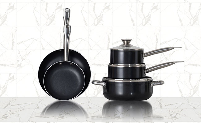 6 Best Ceramic Cookware Sets For Your Kitchen