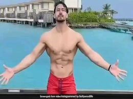 टाइगर श्रॉफ ने खतरनाक स्टंट करते हुए पूल में यूं मारी छलांग, वायरल हुआ Video टाइगर श्रॉफ ने खतरनाक स्टंट करते हुए पूल में यूं मारी छलांग, वायरल हुआ Video