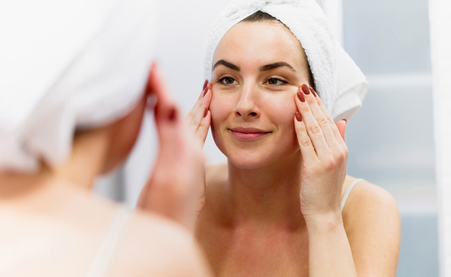 5 Effective Home Remedies For Skin Tightening