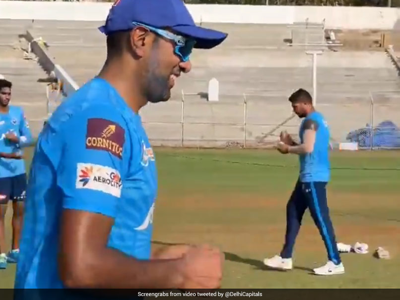 IPL 2021 पर मंडराया खतरा, कोरोना वायरस के डर से टूर्नामेंट छोड़ रहे क्रिकेटर, BCCI ने दिया बड़ा बयान