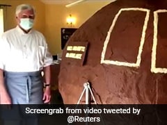 UK Chocolatier Creates Giant 'Choco-Copter' To Raise Funds For A Cause UK Chocolatier Creates Giant 'Choco-Copter' To Raise Funds For A Cause
