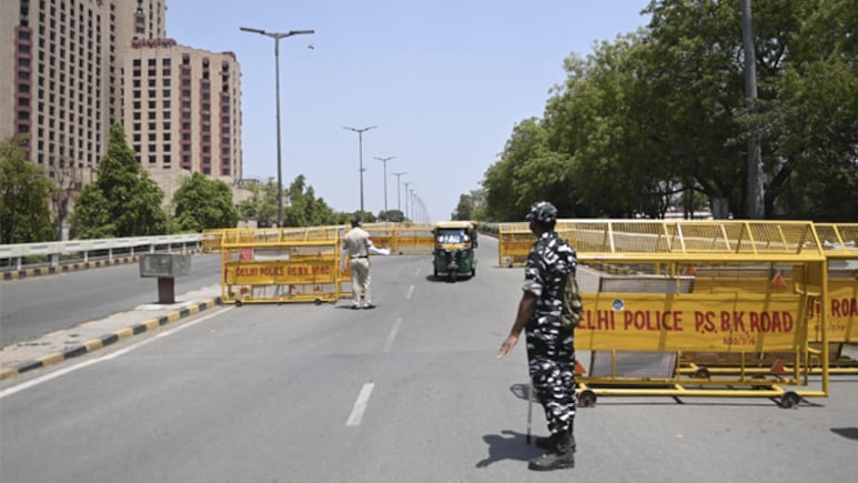 Bakrid Holiday: बकरीद का सरकारी अवकाश आज या कल? यूपी से दिल्ली तक, जानें कब बंद रहेंगे ऑफिस, बैंक और स्कूल