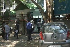 Delhi Hospital Says No Fresh Oxygen Supply Since 2 Days Delhi Hospital Says No Fresh Oxygen Supply Since 2 Days