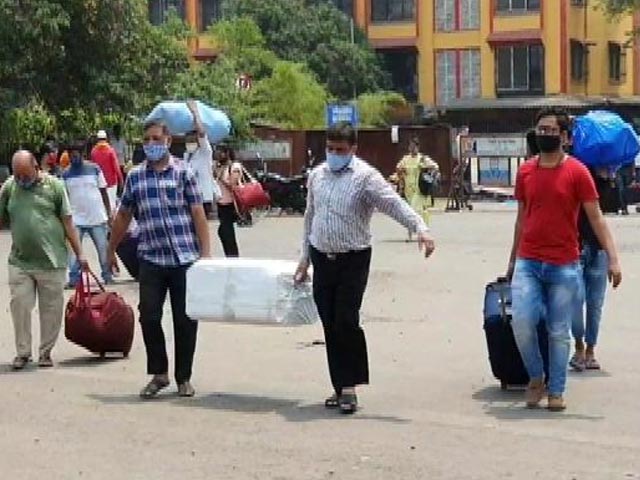 कोराना काल में बेरोजगारी बढ़ी, 75 फीसदी परिवारों की कमाई घटी : सर्वे में खुलासा