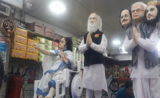मिठाई से बनी PM मोदी और ममता बेनर्जी की मूर्तियां, दुकानदार का ये है मकसद, देखें- तस्वीरें